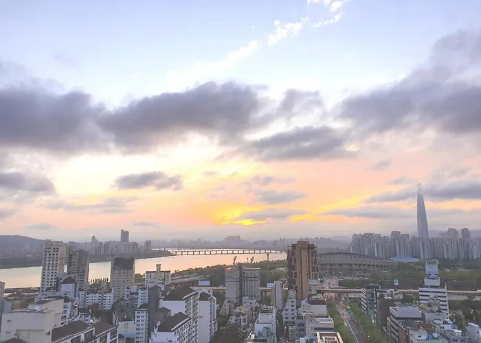 Appartement Landmark Views Namsan, Lotte Tower&Hanriver Séoul