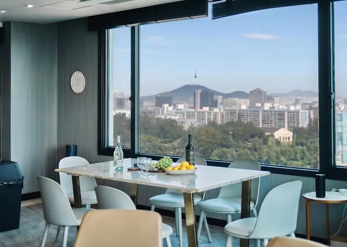 Landmark View Namsan Lotte Tower Hanriver Spacious Modern Penthouse Seul
