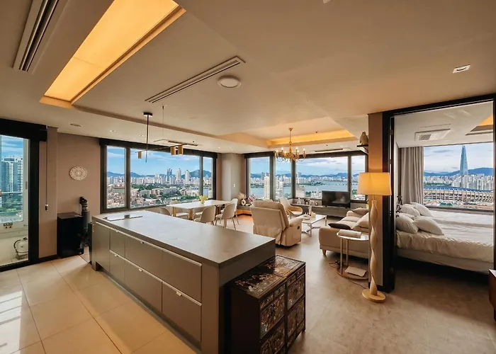 Landmark View Namsan Lotte Tower Hanriver Spacious Modern Penthouse *