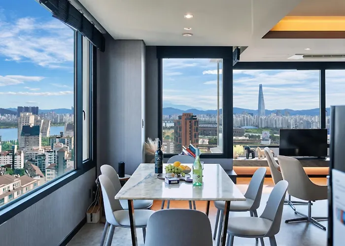 Landmark View Namsan Lotte Tower Hanriver Spacious Modern Penthouse Apartamento Seul